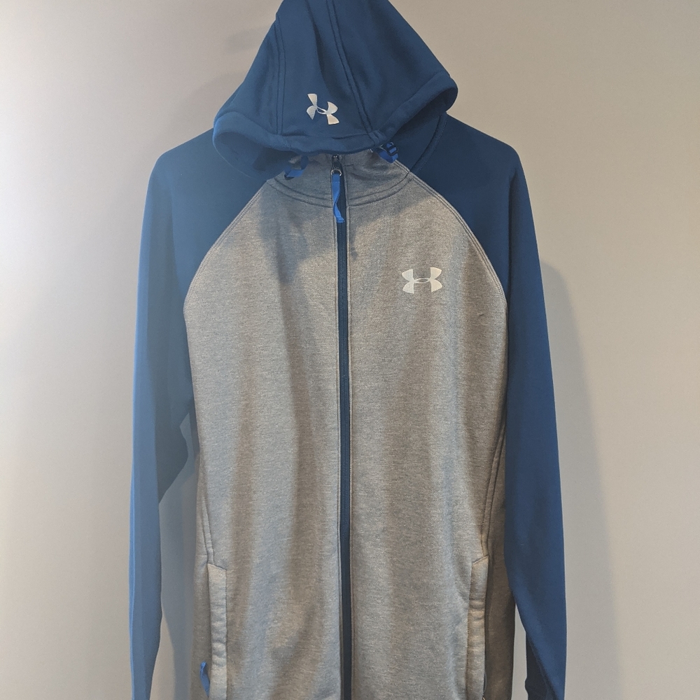 Under Armour men's size L light weight zip up